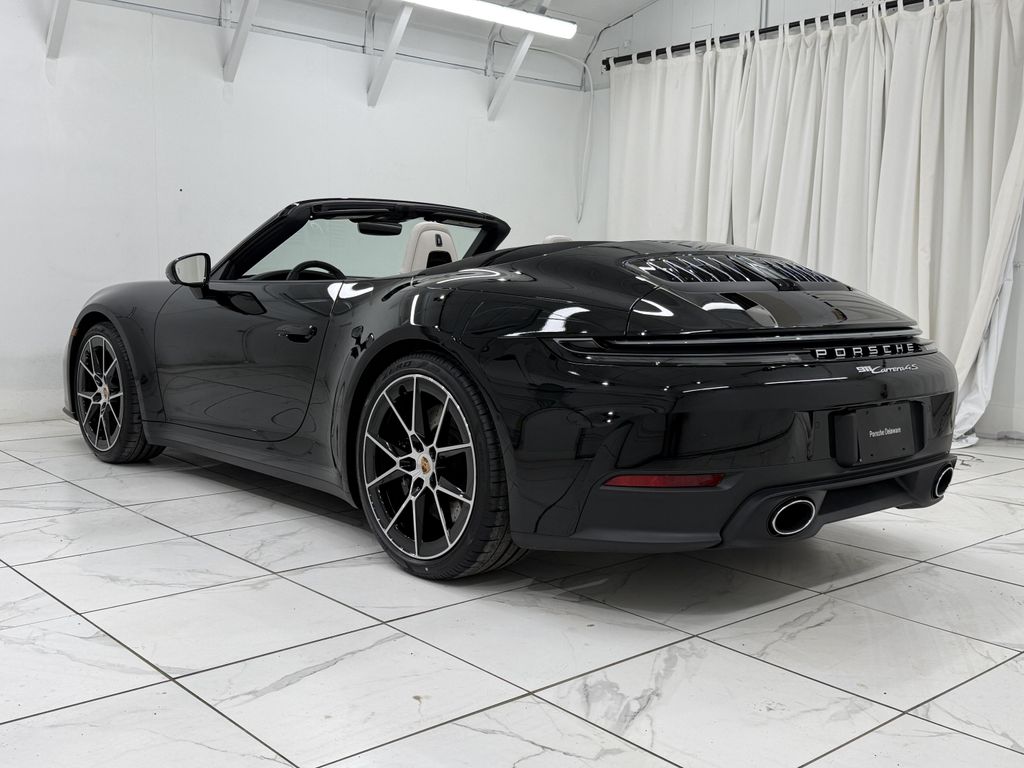 2026 Porsche 911 CARRERA 4S CABRIOLET 照片 3