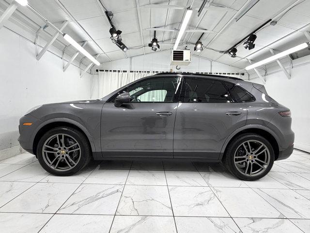 PORSCHE CAYENNE - 2
