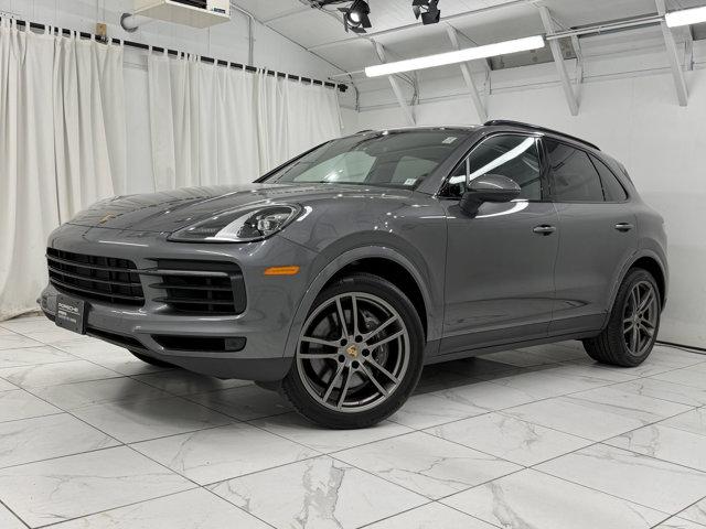 PORSCHE CAYENNE - 1