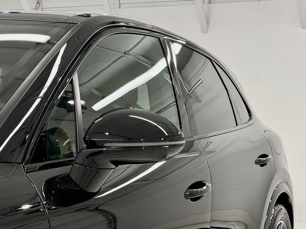 صورة مصغرة 16 لـ 2026 Porsche CAYENNE CAYENNE S E-HYBRID