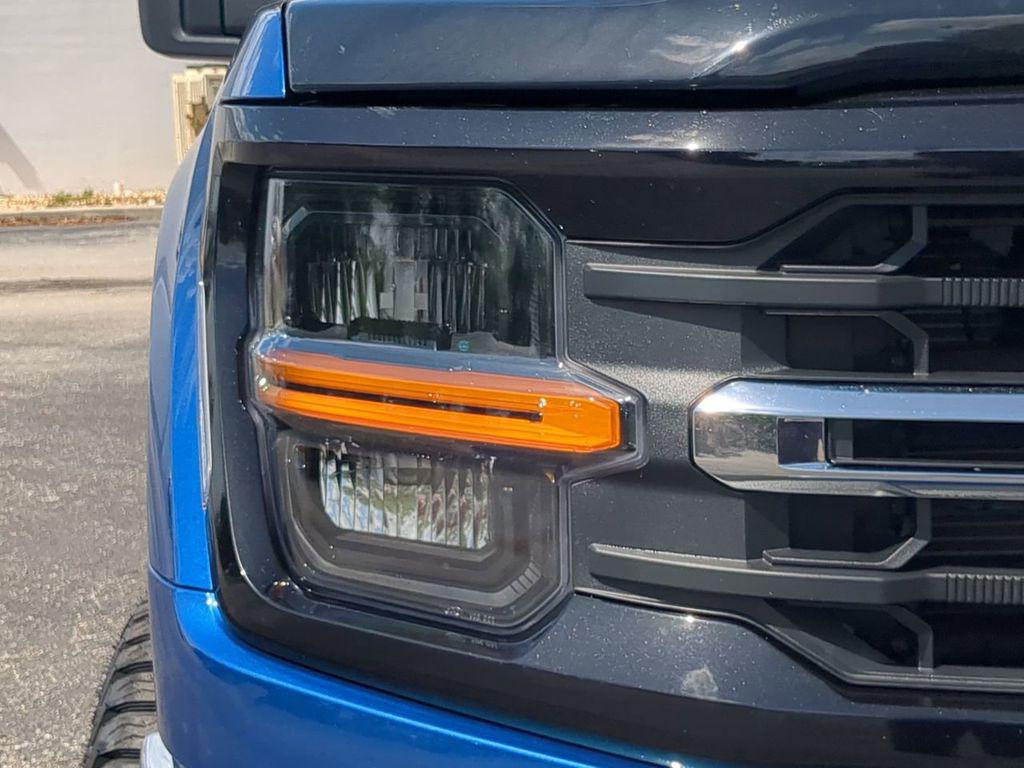 FORD F-150 XLT - 10