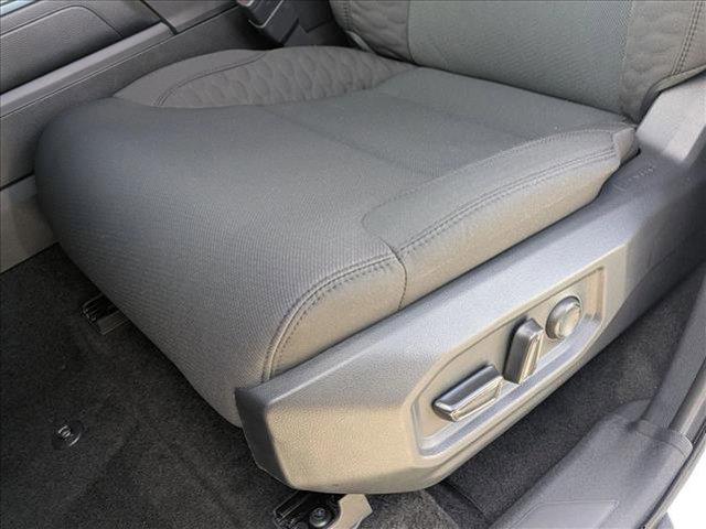 2026 Toyota TUNDRA SR5 — фото 4