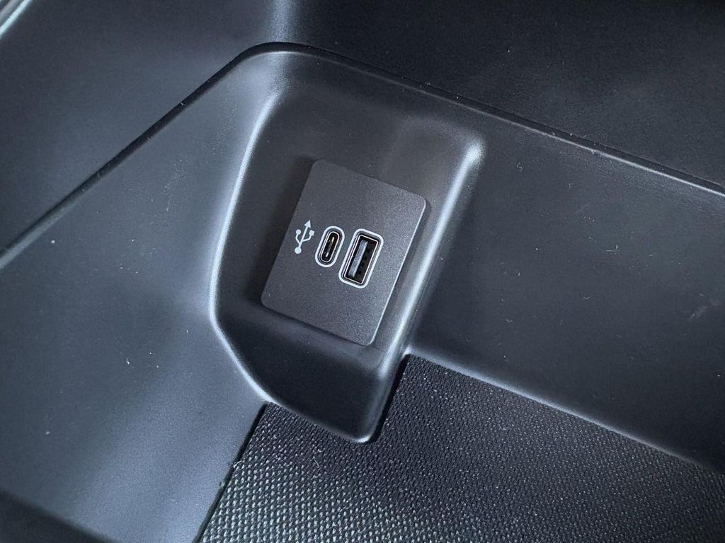 صورة مصغرة 17 لـ 2026 FORD F-150 XLT