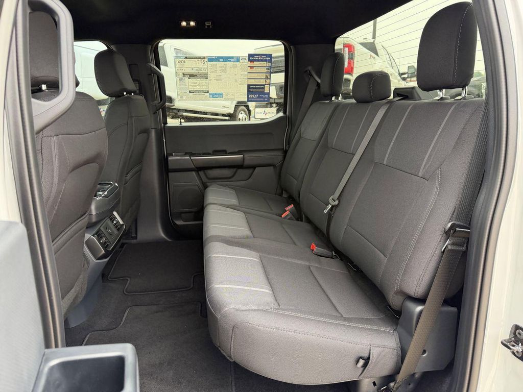 صورة مصغرة 25 لـ 2026 FORD F-150 STX