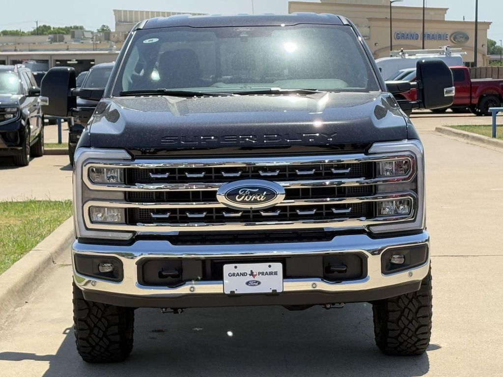 2026 FORD F-250 LARIAT 照片 8