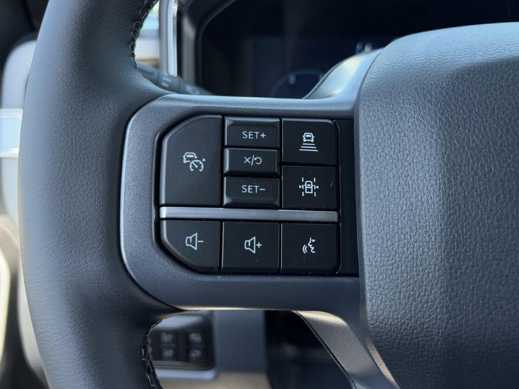 2026 FORD F-250 LARIAT 缩略图 14