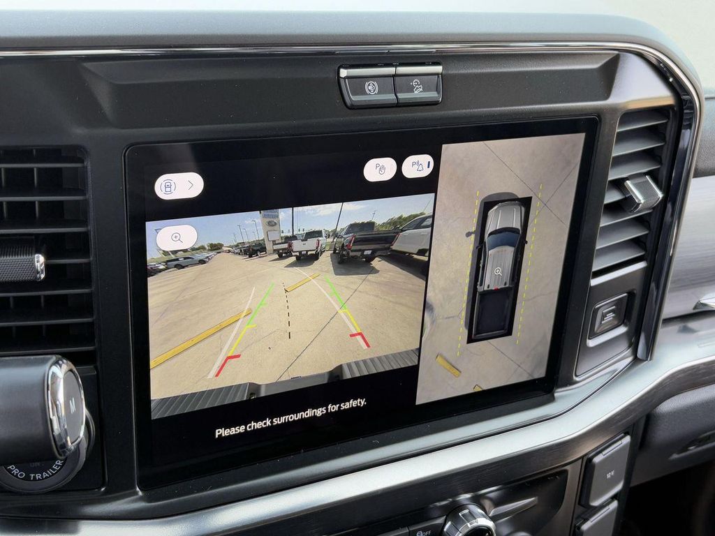 صورة مصغرة 19 لـ 2026 FORD F-250 LARIAT