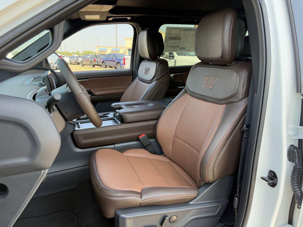 2027 FORD EXPEDITION KING RANCH — миниатюра 27