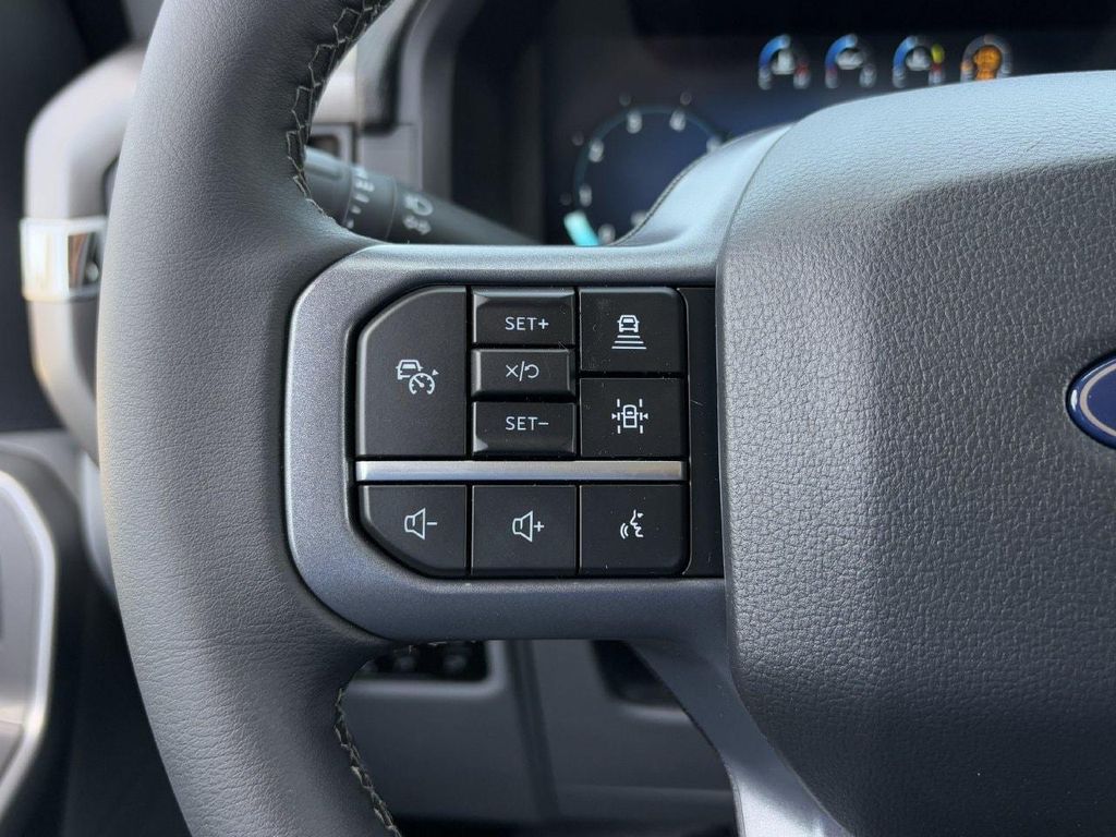 صورة مصغرة 14 لـ 2026 FORD F-150 XLT
