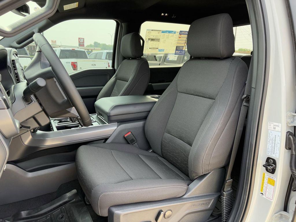 صورة مصغرة 26 لـ 2026 FORD F-150 XLT