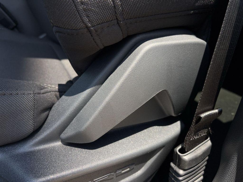 صورة مصغرة 25 لـ 2026 FORD F-150 STX