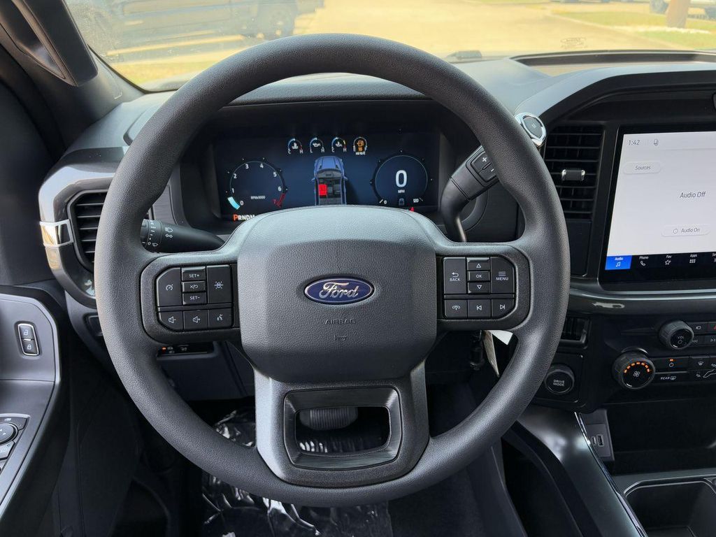 صورة مصغرة 13 لـ 2026 FORD F-150 STX