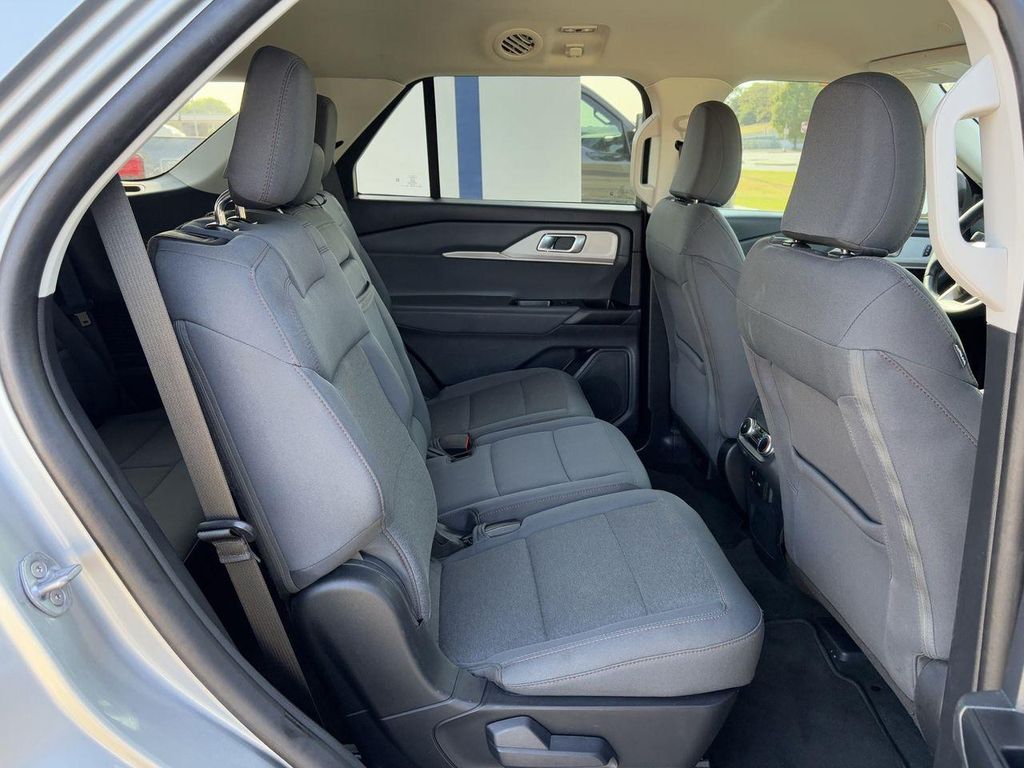 صورة مصغرة 29 لـ 2025 FORD EXPLORER ACTIVE
