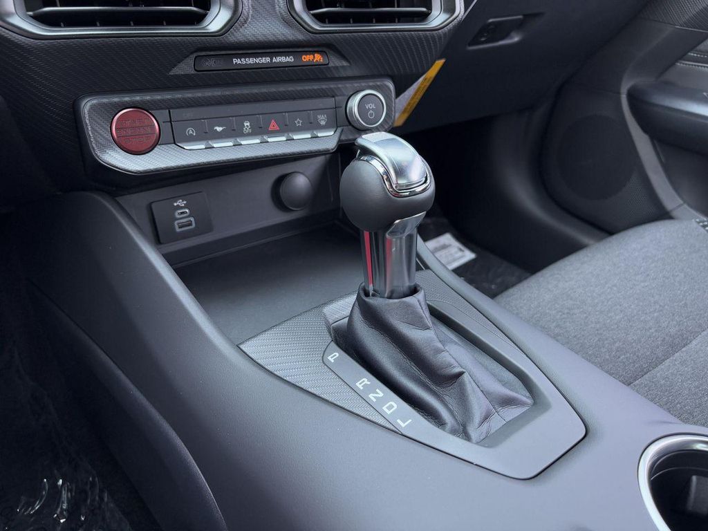 2026 FORD MUSTANG ECOBOOST — миниатюра 17