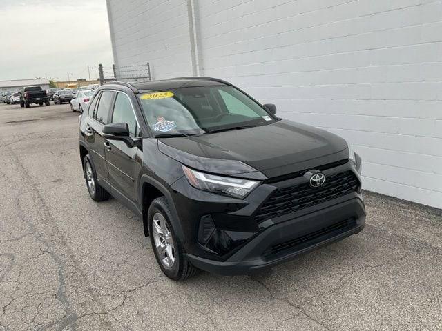 TOYOTA RAV4 - 1