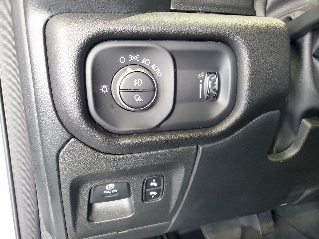 صورة مصغرة 21 لـ 2023 RAM 1500 REBEL