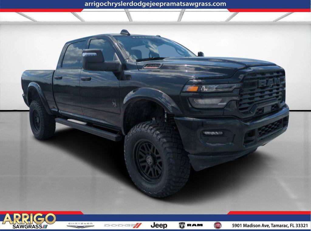 New 2025 RAM 2500 Big Horn Crew Cab 4x4 6'4' Box