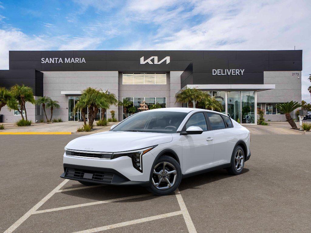 New 2026 Kia K4 LXS