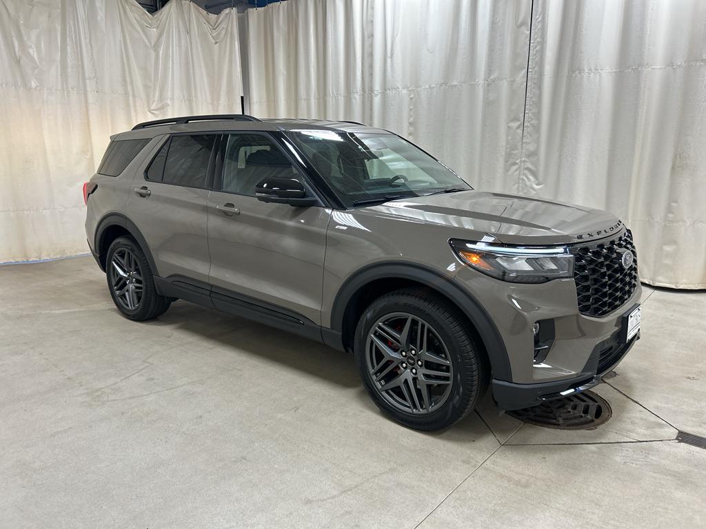 New 2026 Ford Explorer ST-Line