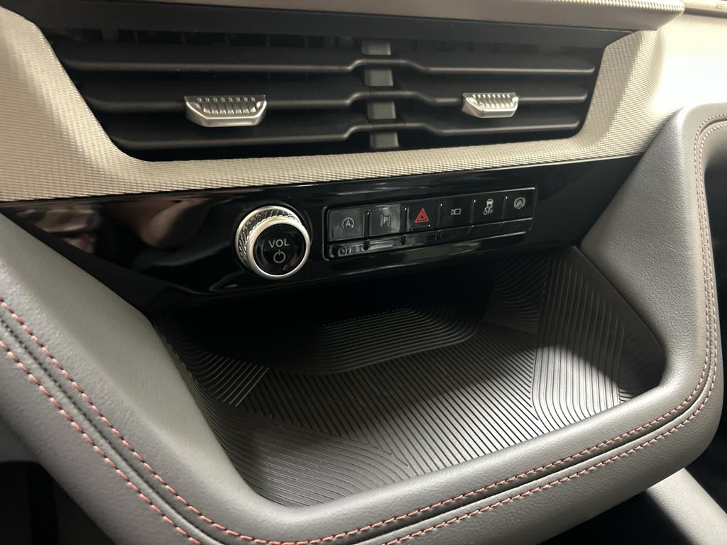 2026 FORD EXPLORER ACTIVE 缩略图 21
