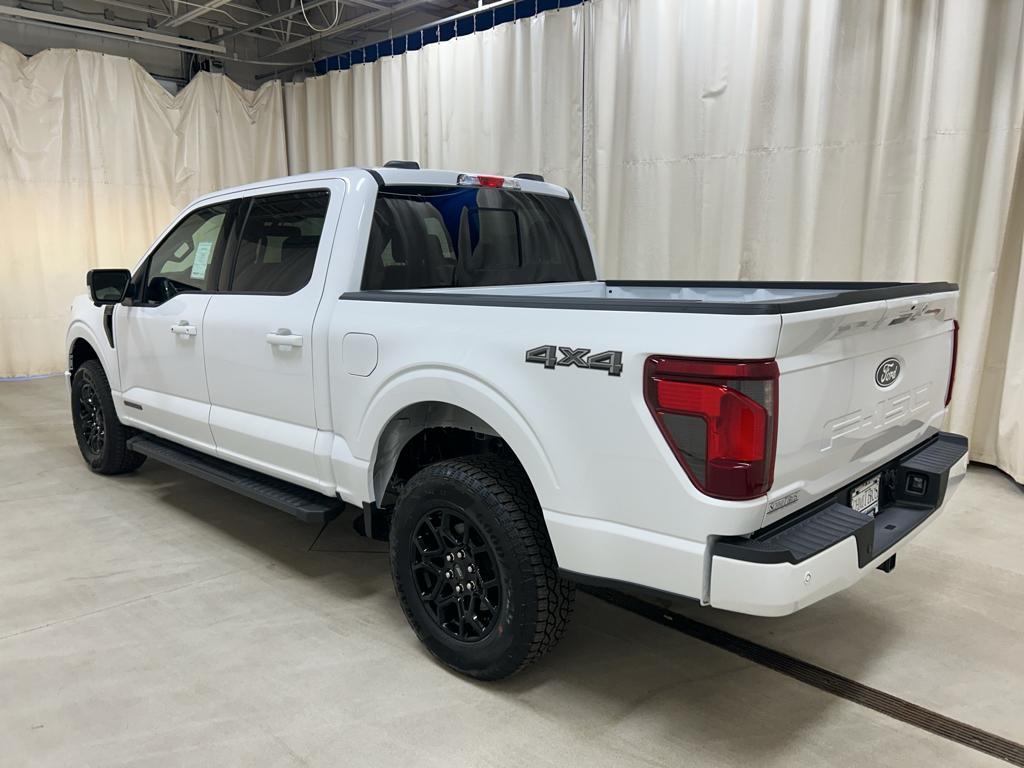 صورة 9 لـ 2026 FORD F-150 XLT