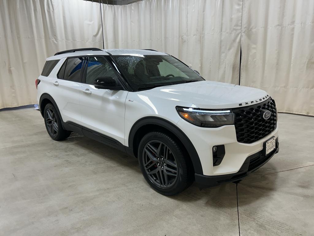 New 2026 Ford Explorer ST-Line