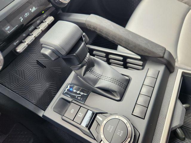 صورة مصغرة 15 لـ 2026 Toyota TACOMA SR5