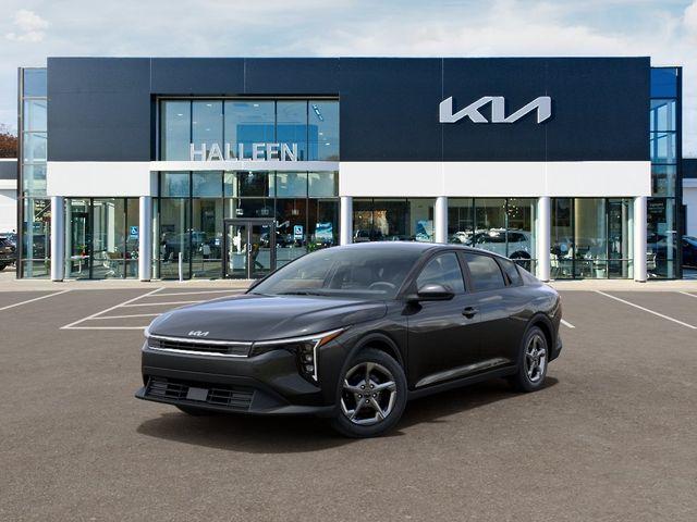 New 2026 Kia K4 LXS