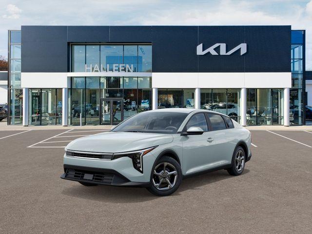 New 2026 Kia K4 LXS