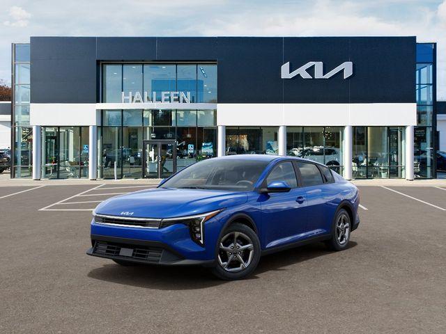 New 2026 Kia K4 LXS