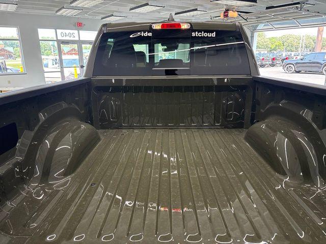 صورة 7 لـ 2026 RAM 1500 LARAMIE
