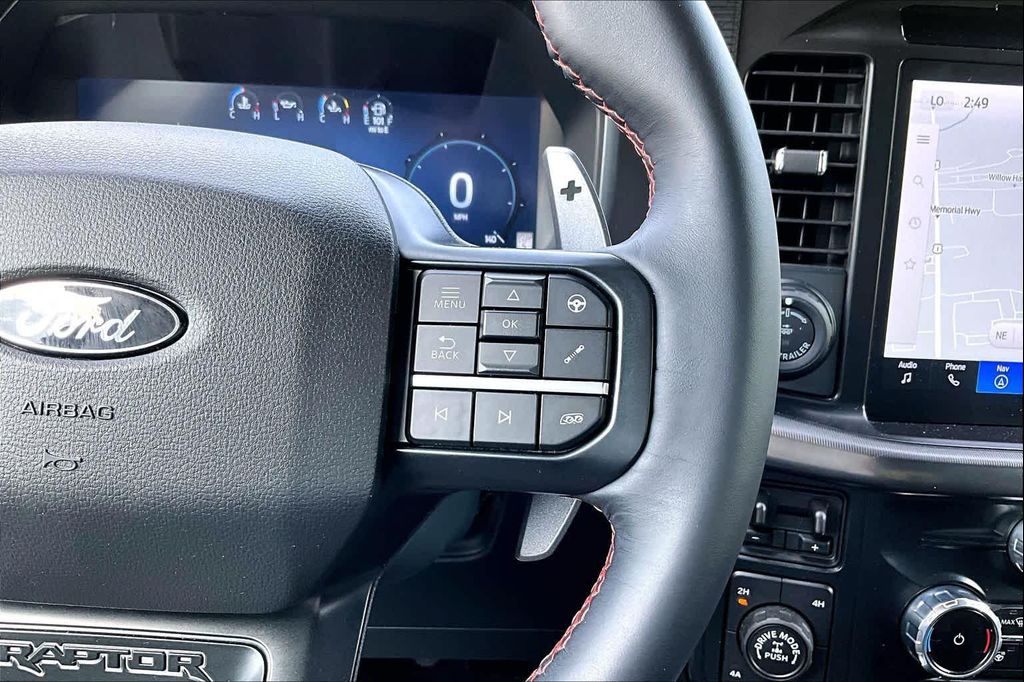 صورة مصغرة 25 لـ 2025 FORD F-150 RAPTOR