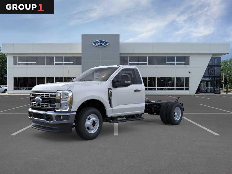 New 2026 Ford F-350 XLT