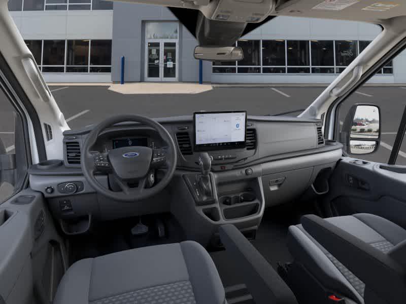 صورة 9 لـ 2026 FORD TRANSIT-250 BASE
