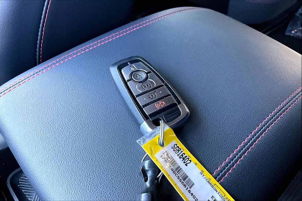 صورة مصغرة 15 لـ 2025 FORD EXPLORER ST