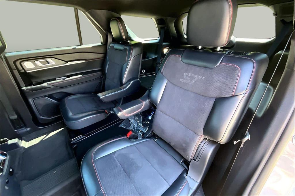 صورة مصغرة 21 لـ 2025 FORD EXPLORER ST