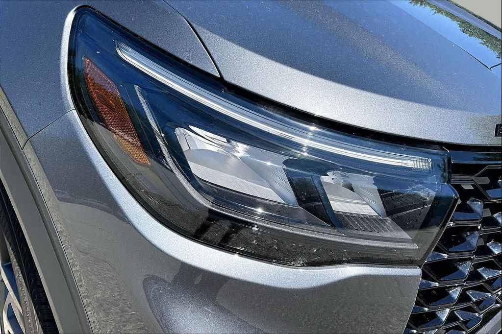 صورة مصغرة 27 لـ 2025 FORD EXPLORER ST