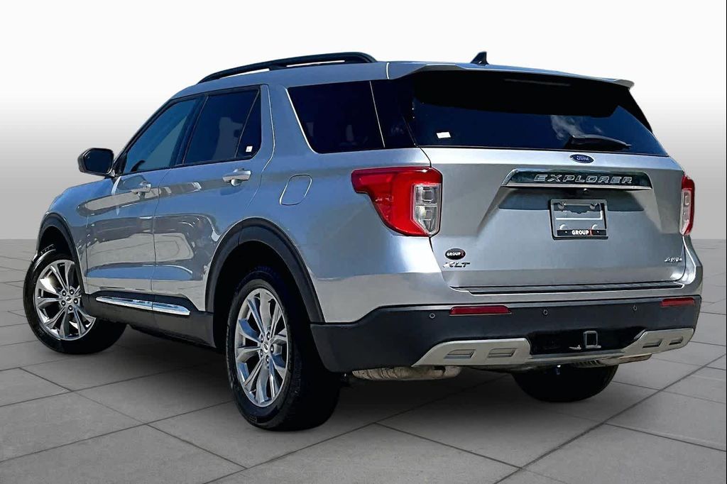 صورة مصغرة 12 لـ 2023 FORD EXPLORER XLT