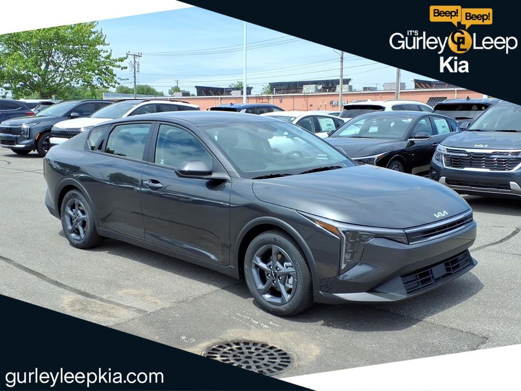 New 2026 Kia K4 LXS