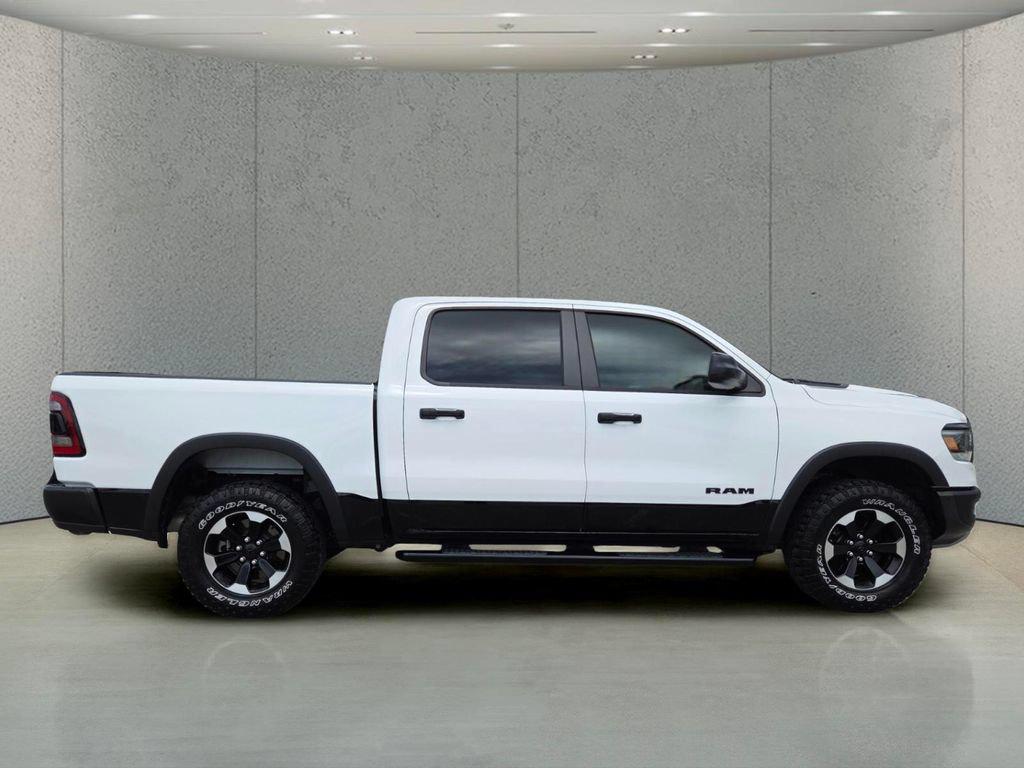2024 RAM 1500 REBEL 照片 3