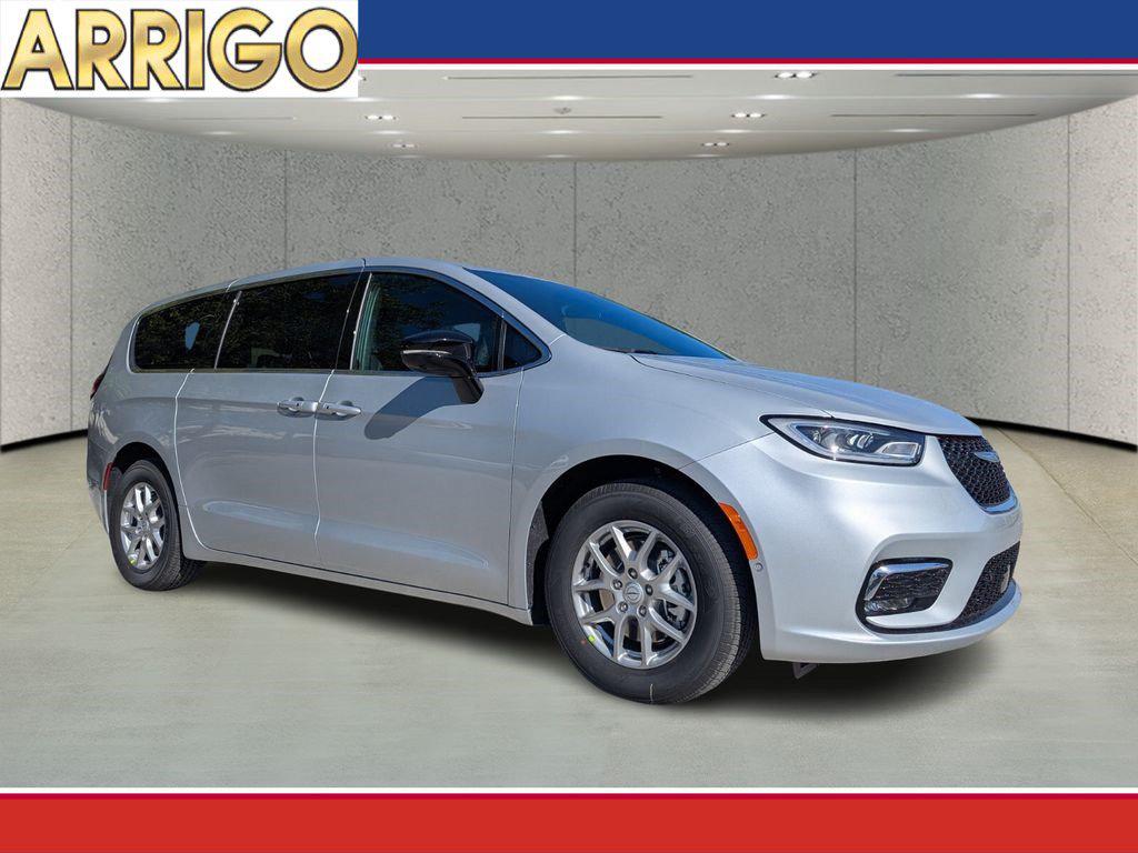 New 2026 Chrysler Pacifica L
