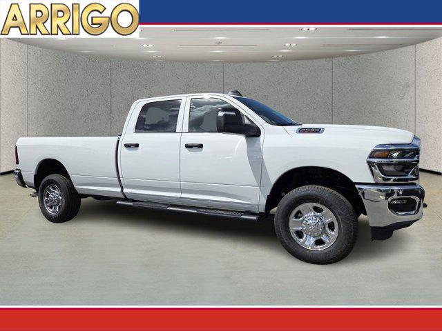 New 2026 RAM 2500 Tradesman Crew Cab 4x4 8' Box
