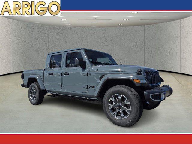 New 2026 Jeep Gladiator Sahara 4x4