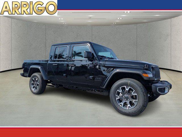New 2026 Jeep Gladiator Sahara 4x4
