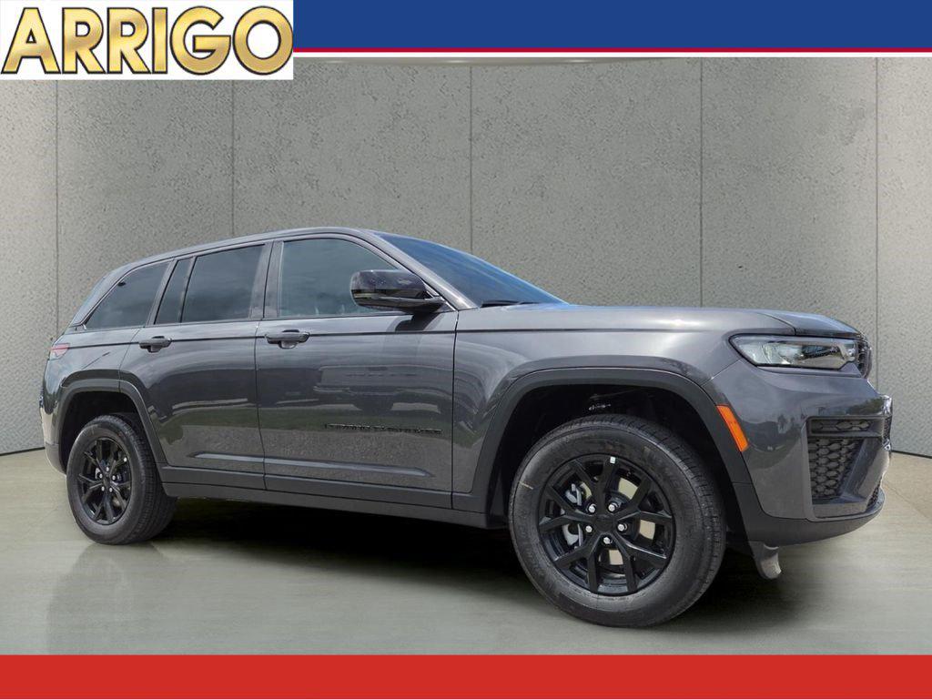New 2026 Jeep Grand Cherokee Altitude