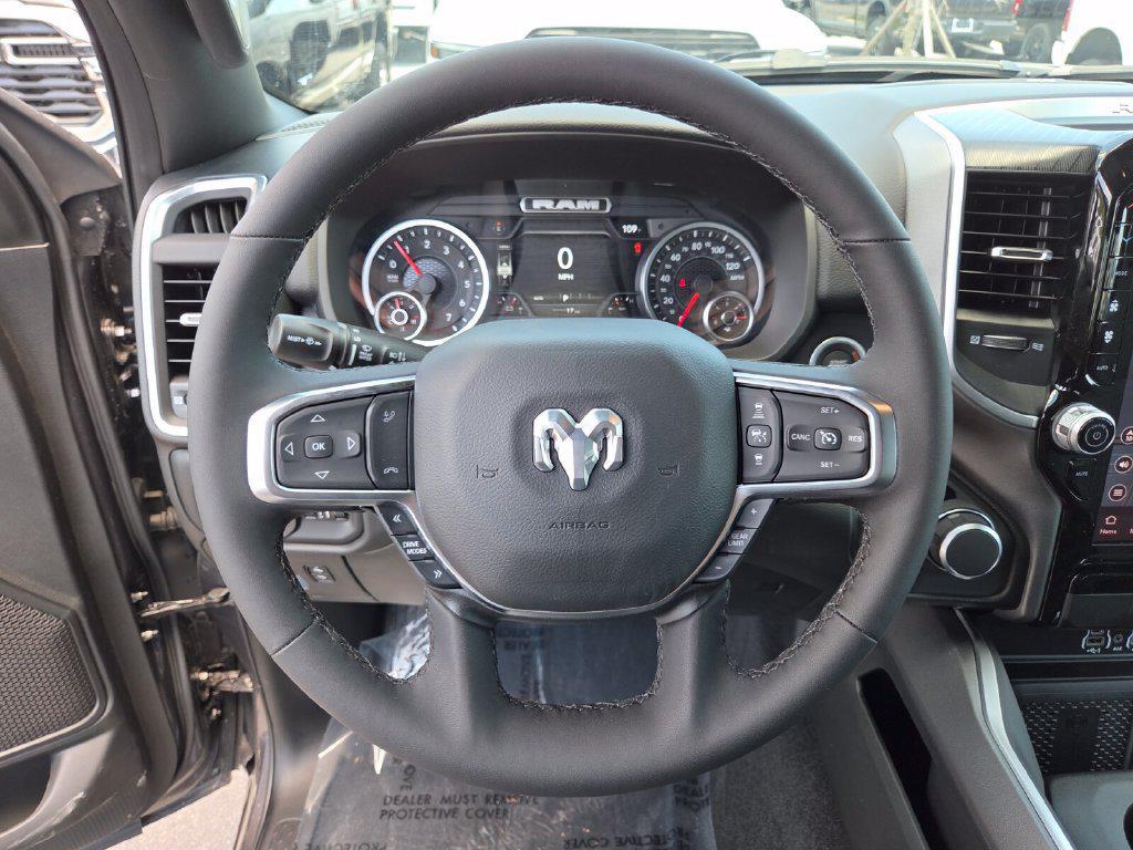 2026 RAM 1500 BIG HORN/LONE STAR — миниатюра 17