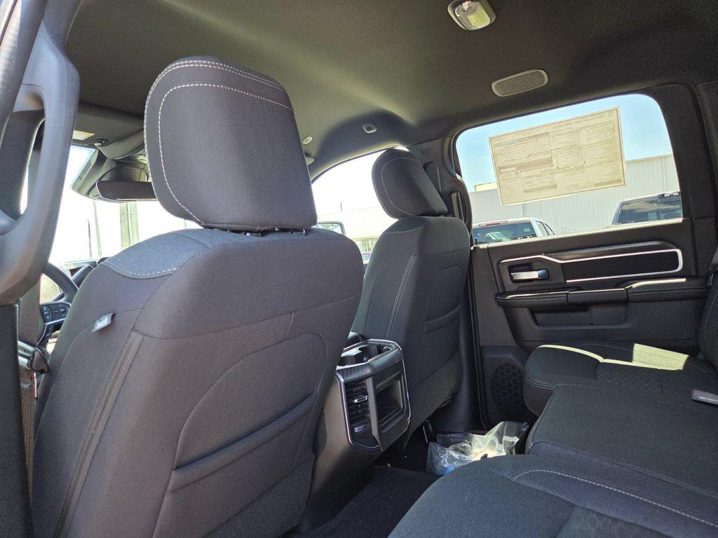 2026 RAM 2500 BIG HORN CREW CAB 4X4 6'4' BOX — фото 10