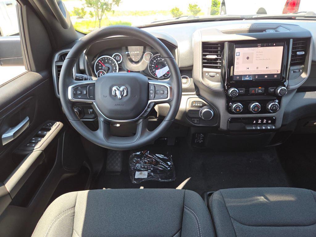 2026 RAM 1500 EXPRESS 缩略图 25