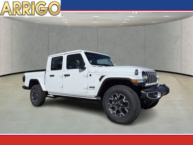 New 2026 Jeep Gladiator Sahara 4x4