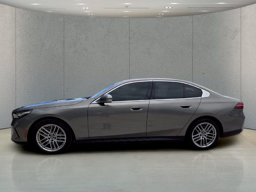 2024 BMW 530 XDRIVE — фото 9